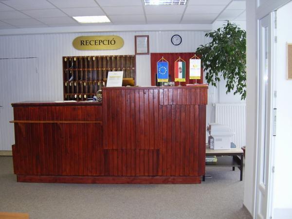Hotel Lido Miskolc Extérieur photo